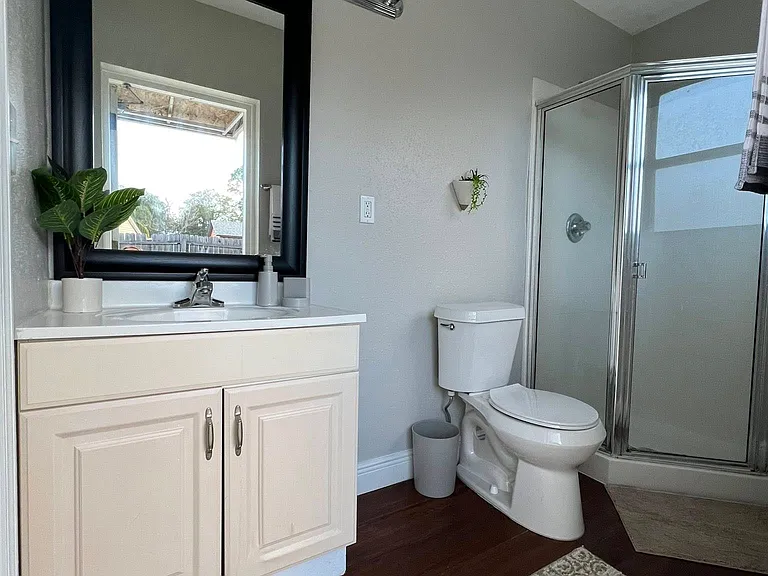 2996 Notre Dame Dr — Photo 6
