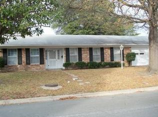 2303 W 48th Ave, Pine Bluff, AR 71603