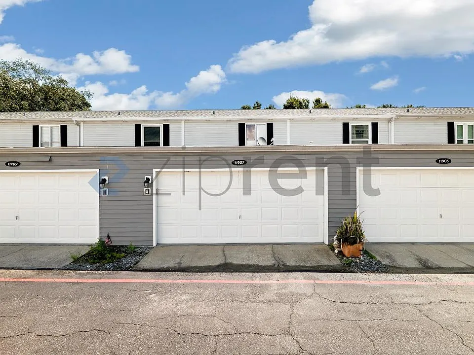 11907 Dietz Dr #11907