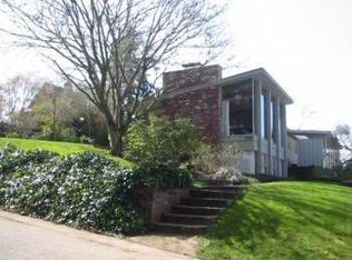 2760 Onyx St, Eugene, OR 97403