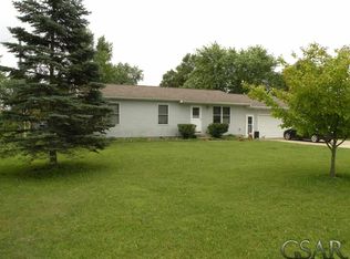 3171 Cope Dr, Owosso, MI 48867