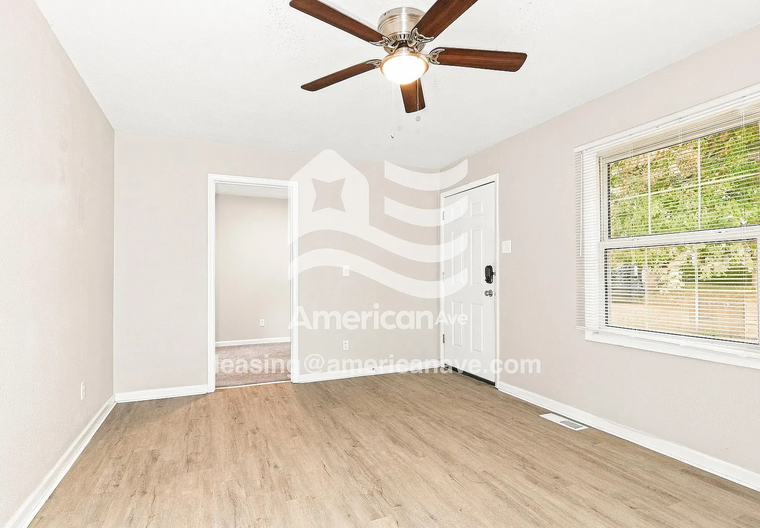 2 bed, 1.0 bath, 900 sqft, $1,347 — Photo 3