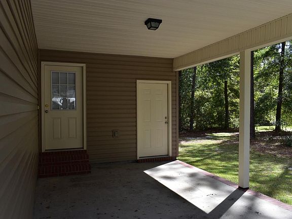 3rd image of 216 Vista Cir