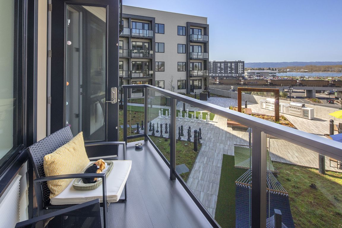 Aria apartments community photo