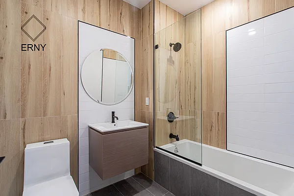 Rented by ERNY LLC | media 22