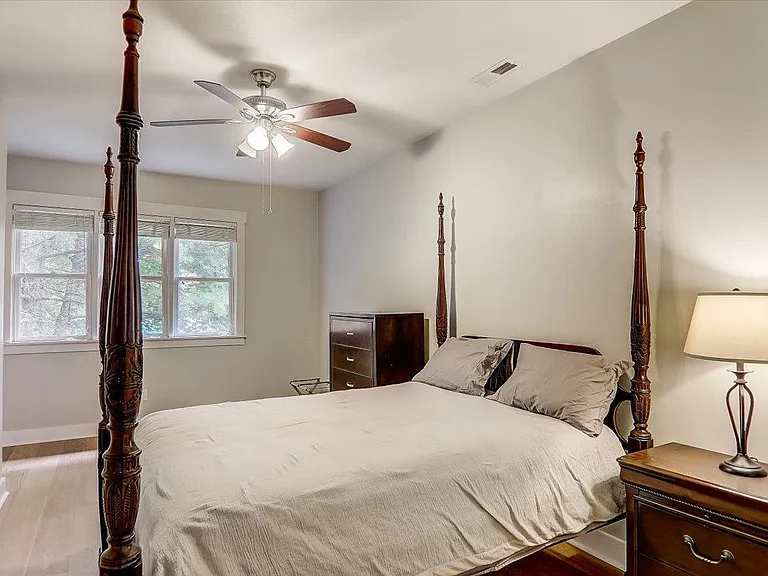 11 Oakhaven Ter — Photo 36
