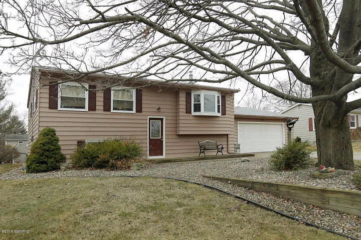 143 Birch Ln photo 1