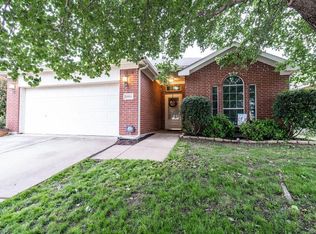 13513 Ponderosa Ranch Rd, Roanoke, TX 76262