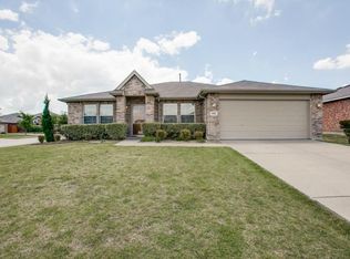 2001 Cobblestone Trl, Forney, TX 75126