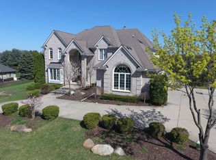 2080 Winston Dr, Commerce Twp, MI