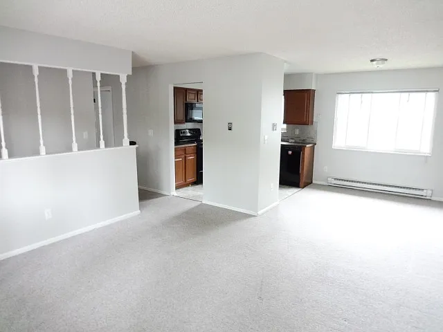 2 bed, 1764 sqft, $1,900 — Photo 2