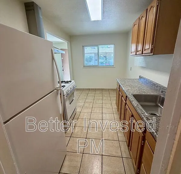 212 Ford St #7 — Photo 16