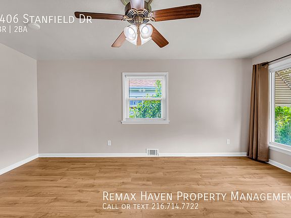 3rd image of 2406 Stanfield Dr