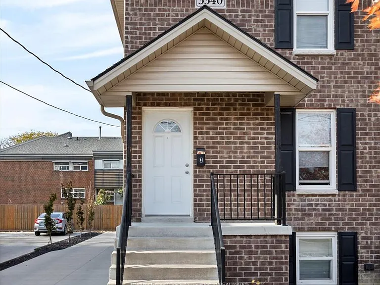 3340 Bloomfield Rd #1 — Photo 3