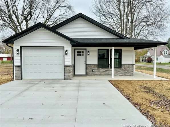 97 E Madison Street, Scottsburg, IN 47170