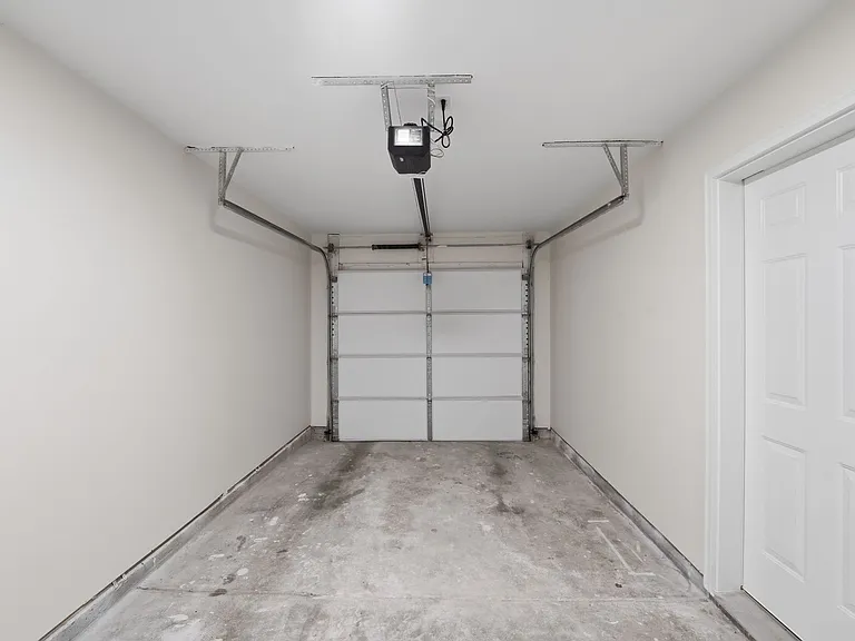 6621 Tor Dr — Photo 33