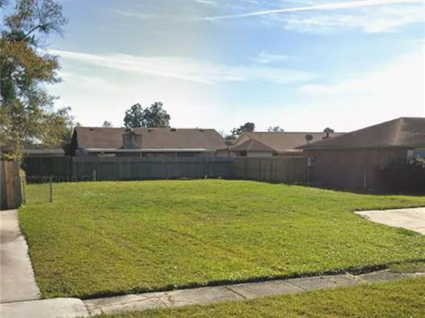 4037 N Woodbine St, Harvey, LA 70058