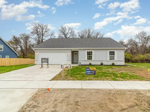 403 Belvoir Rd, Kingsford Heights, IN 46346