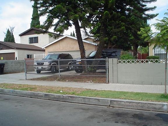 4th image of 623 E 110th St