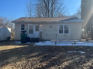 4250 Mud Lake Rd, Bellevue, MI 49021