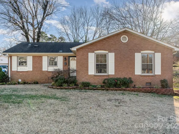 4415 Mapleleaf Ln, Charlotte, NC 28208