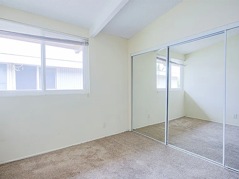 5542 Fernhill Cir — Photo 38
