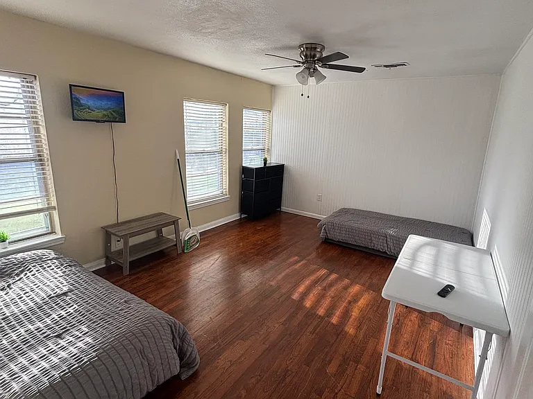 2285 Long St #3 — Photo 46