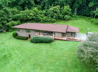 22433 N Fork River Rd, Abingdon, VA 24210