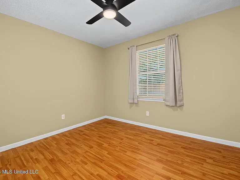 12916 Rosemont St — Photo 14