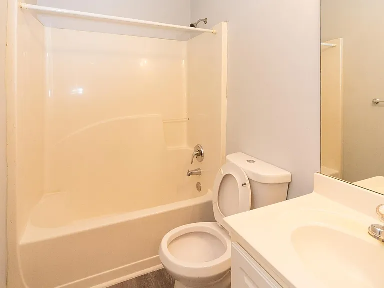 811 Sugar Oak Ln — Photo 26