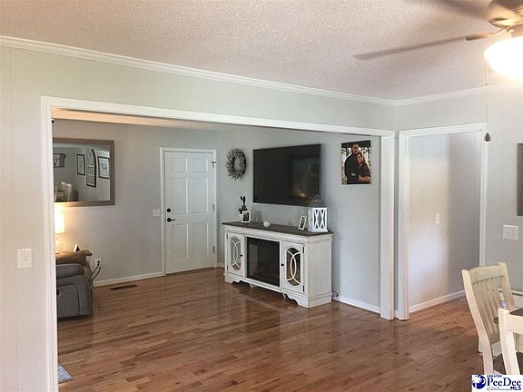 5th image of 128 Kalber Dr