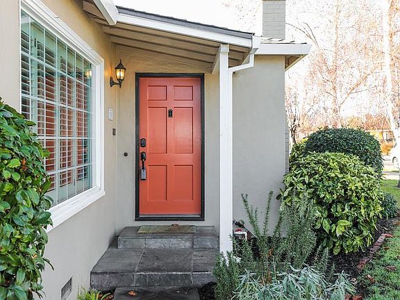 3rd image of 1238 Redondo Dr