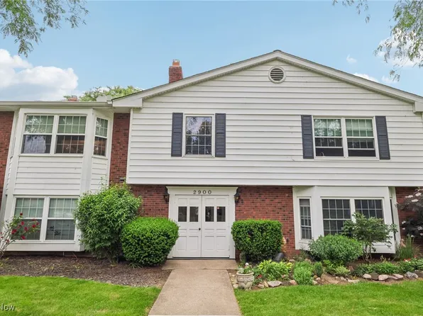 2900 Pease Dr #B113, Rocky River, OH 44116