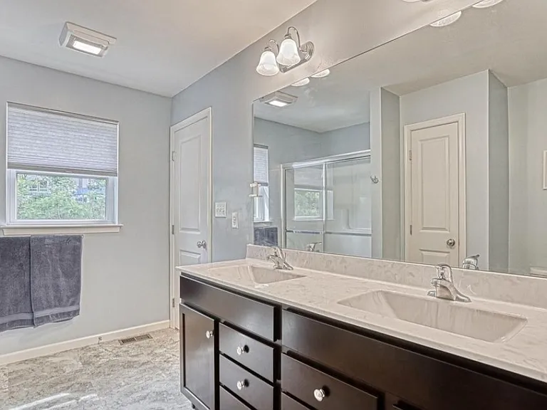 15 Woods Dr — Photo 9