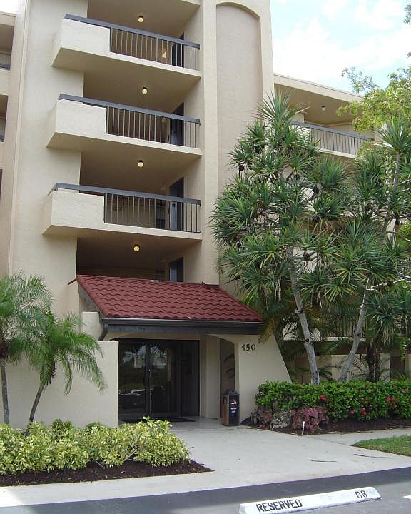 2nd image of 450 Egret Cir APT 9501
