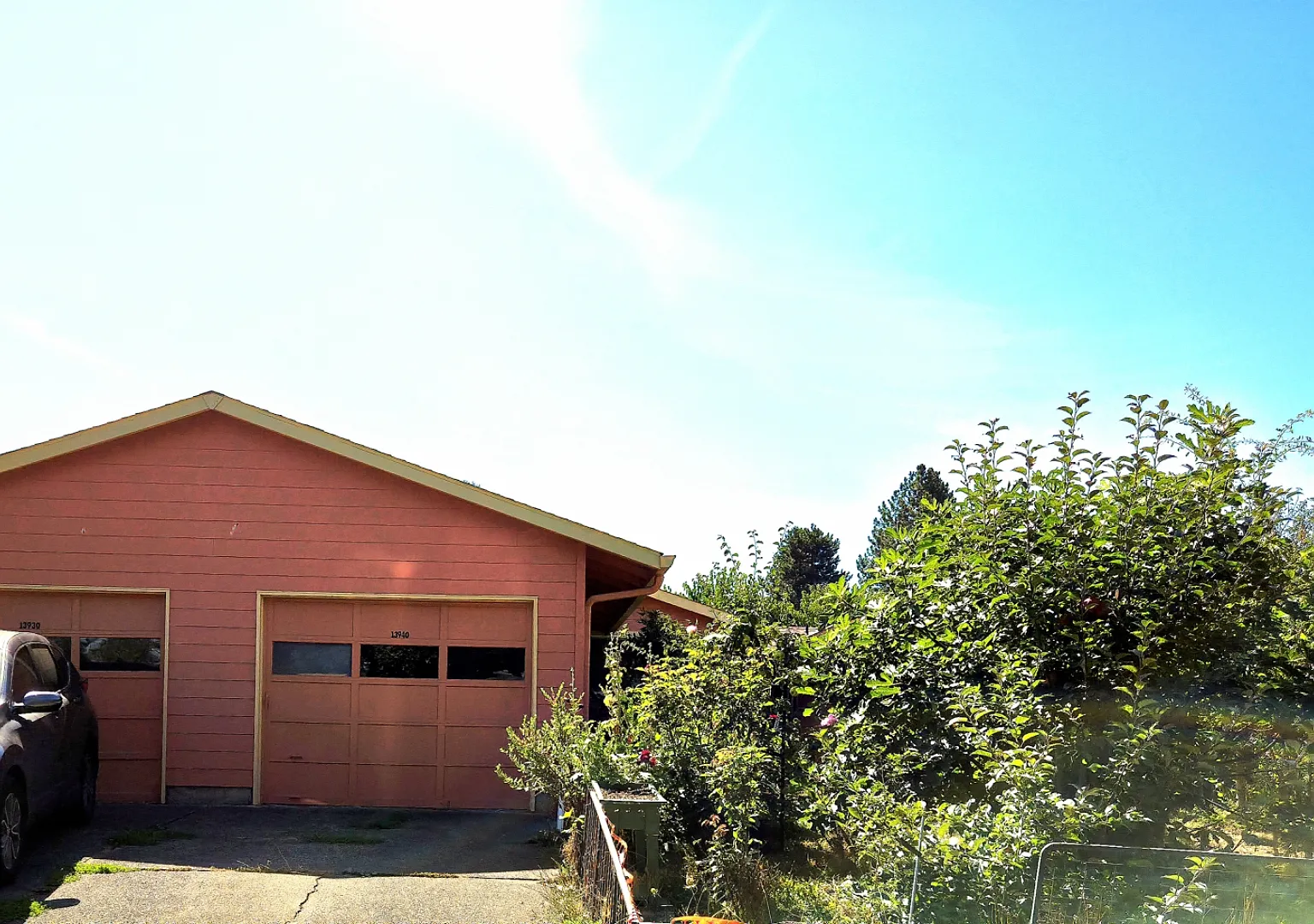 3 bed, 1.5 bath, 1300 sqft, $2,995 — Photo 2