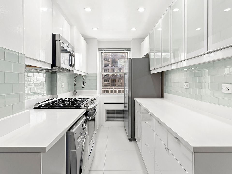 1st image of 301 E 66th St APT 3F