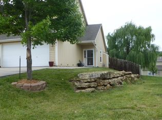 3552 Morning Dove Cir, Lawrence, KS 66049