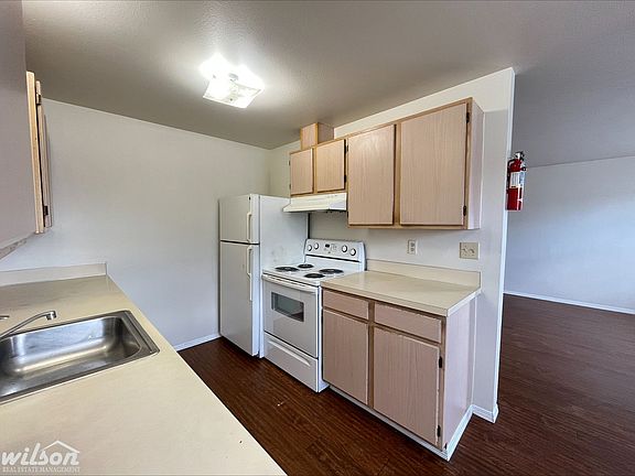4th image of 1318 Fairbanks Ave #3