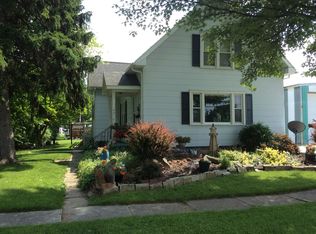 421 W Oak St, Oak Harbor, OH 43449