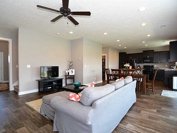 4th image of 5999 Brookstone Dr