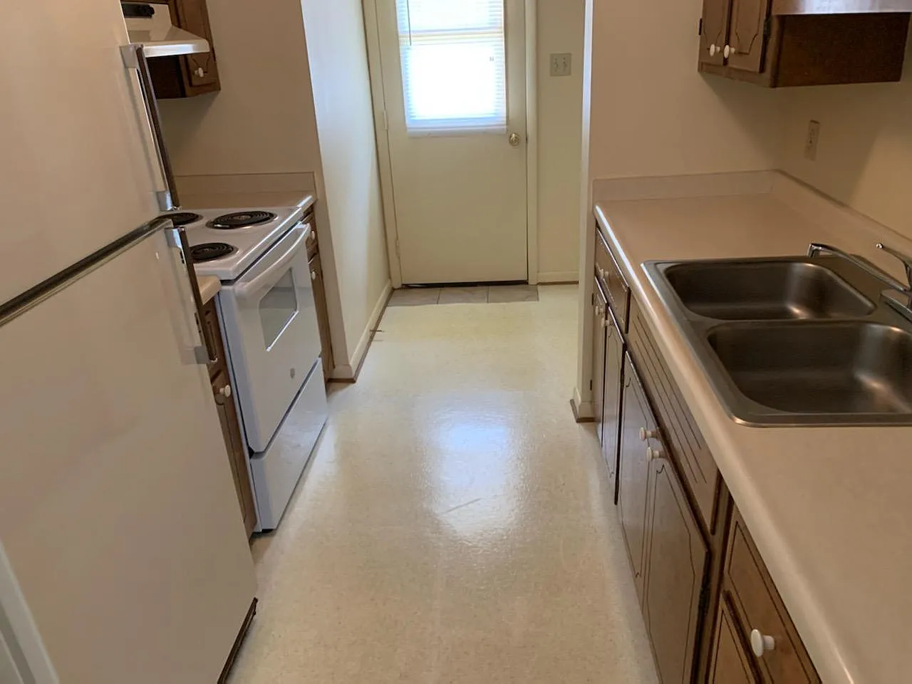 1 bed, $900 — Photo 2