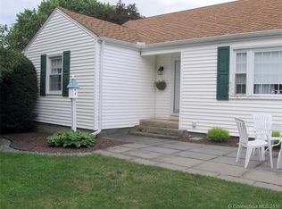196 Chamberlain Hwy, Berlin, CT 06037