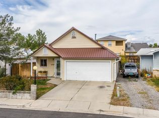 2720 Eastridge Ct, Farmington, NM 87401