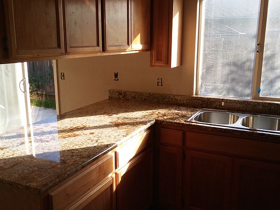 5th image of 180 El Verano Ct