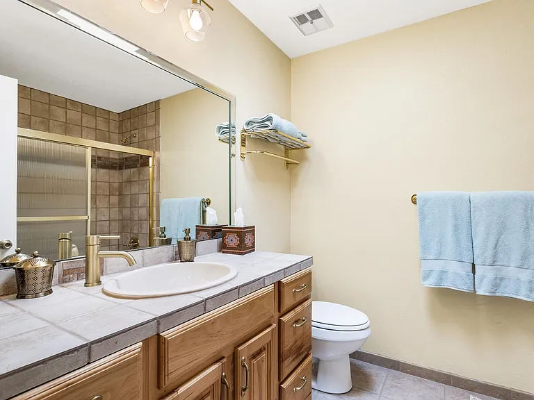 10380 N Hacienda Hermosa Dr — Photo 33