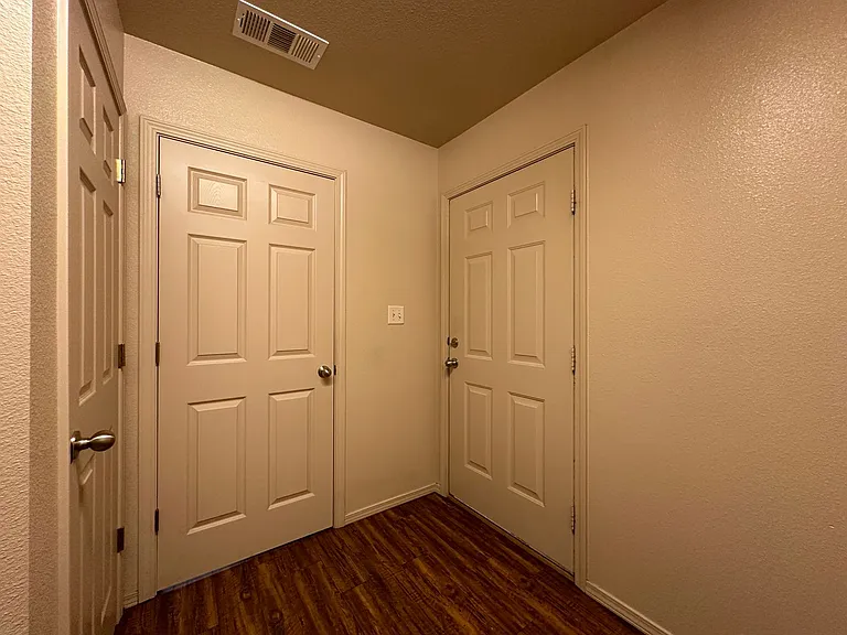 2701 Tulsa St — Photo 18