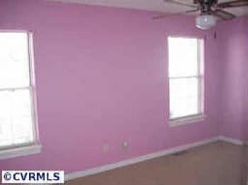 4th image of 10105 Robin Lee Ln