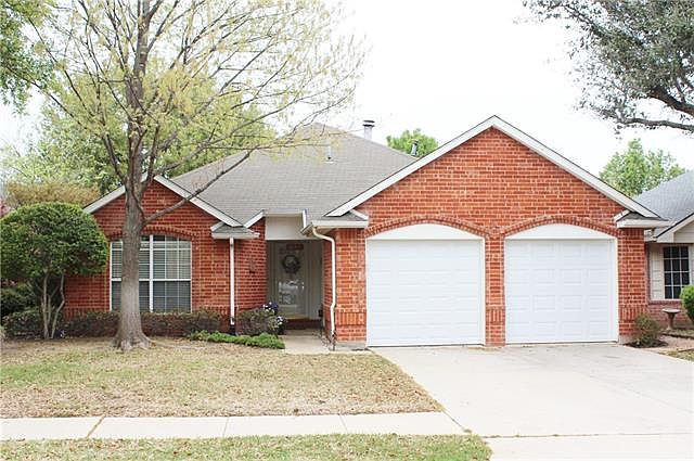1st image of 832 Paisley Dr