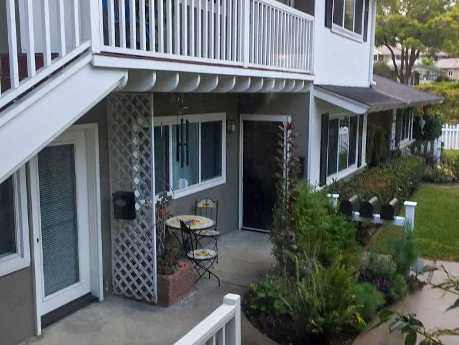 245 Cypress Dr. — Photo 4
